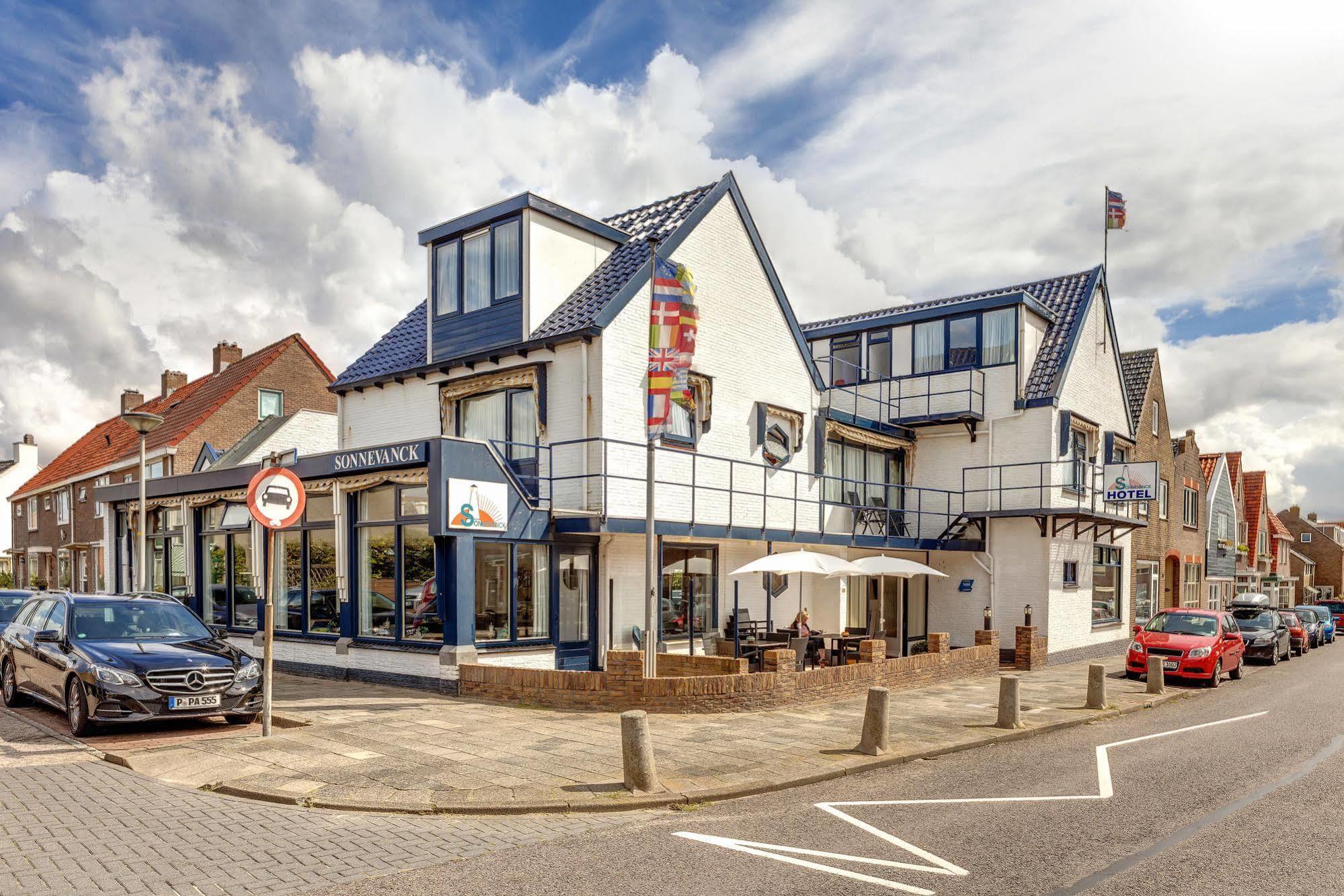 Hotel Sonnevanck Egmond aan Zee Esterno foto